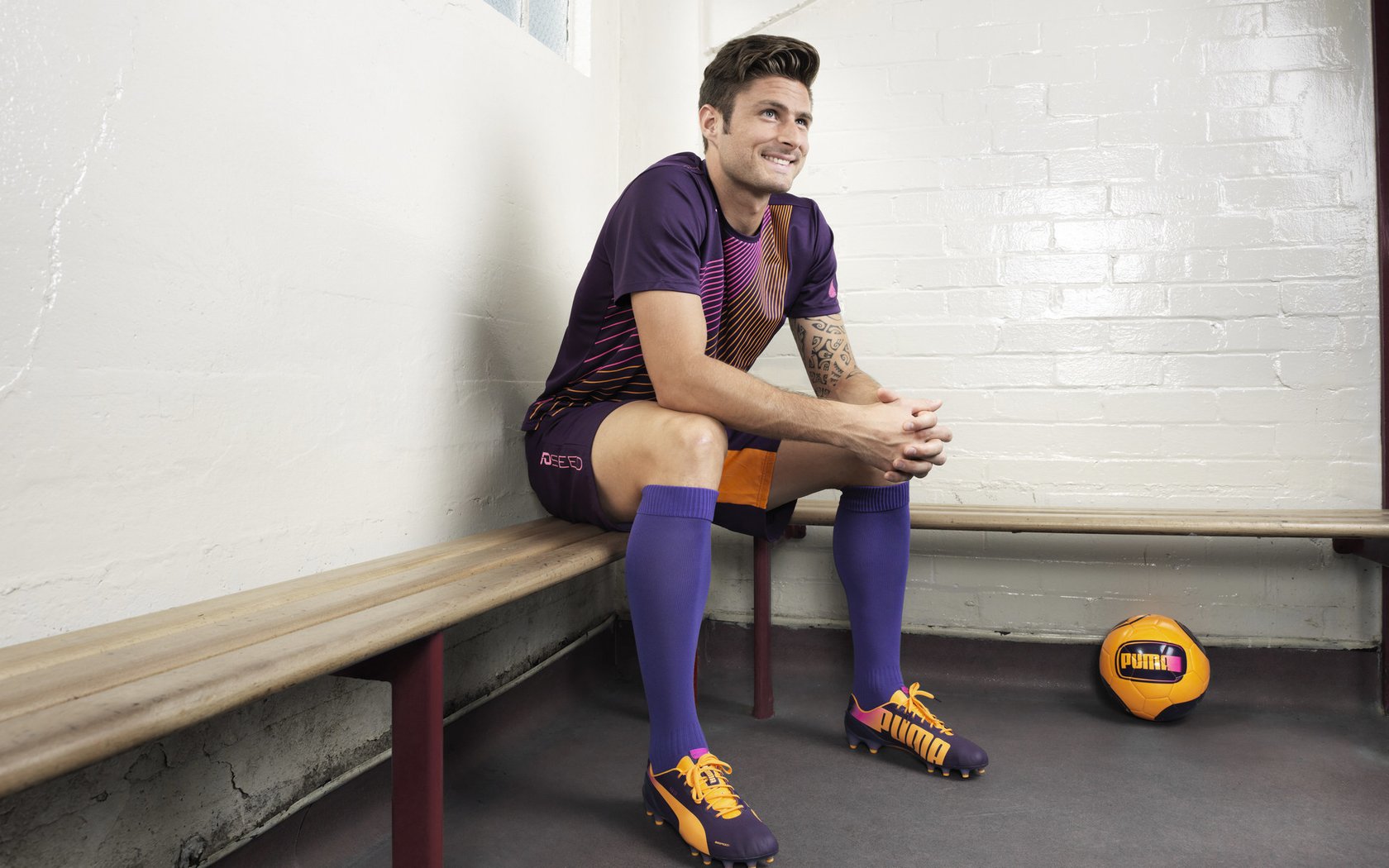 巴萨3-3平布鲁日，防线失误屡现，晋级难度加大，巴萨联赛不败